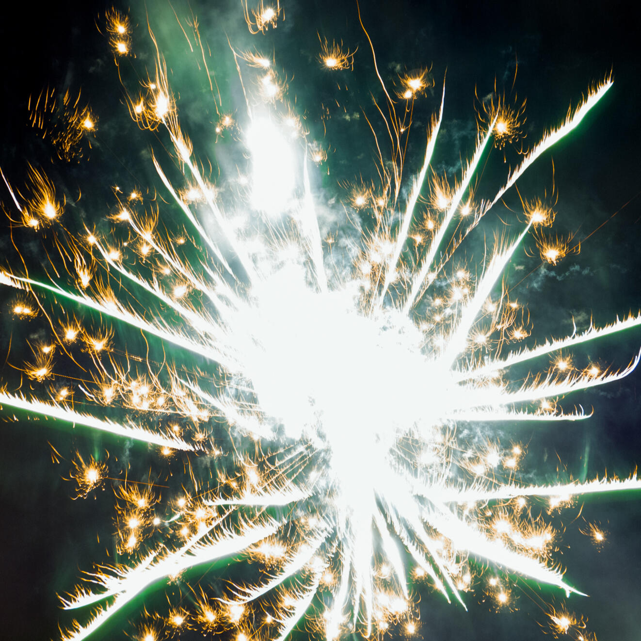 Sparks (by Leica)